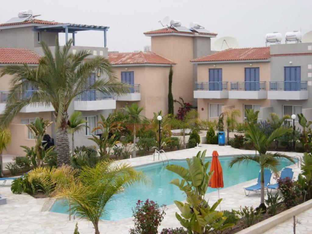Helios Cottages Paphos Extérieur photo