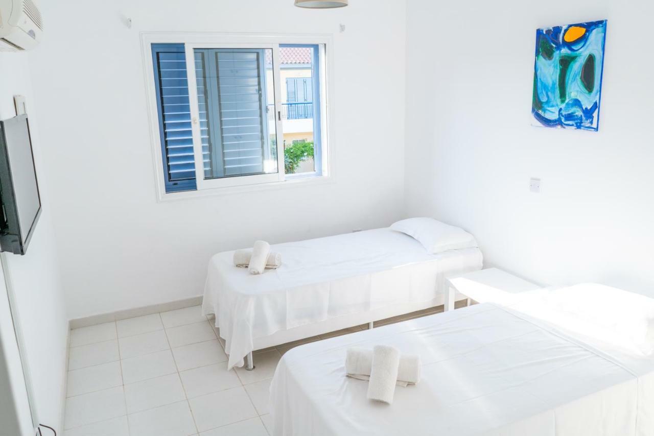Helios Cottages Paphos Extérieur photo