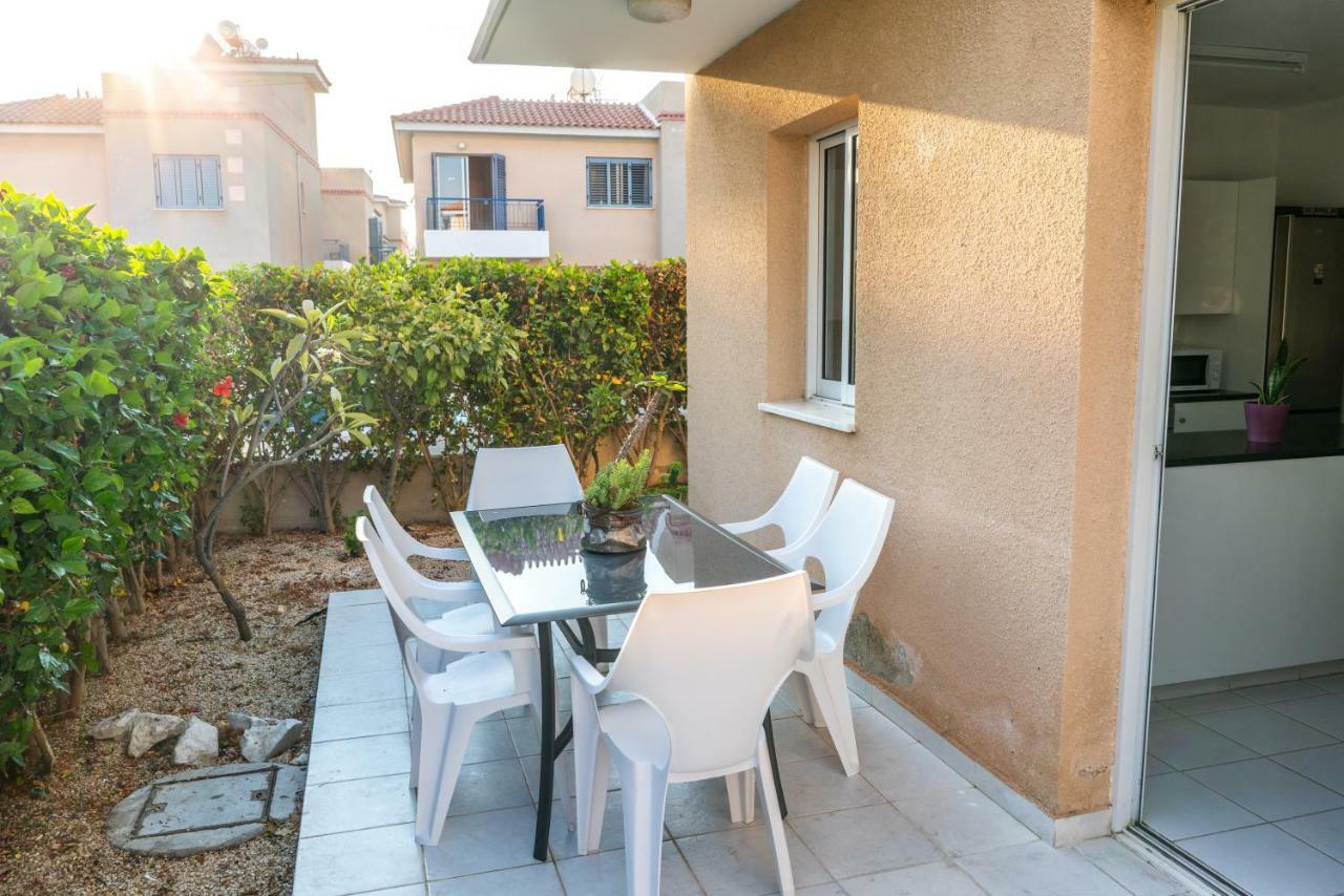 Helios Cottages Paphos Extérieur photo